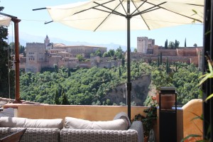 Alhambra vue d'une terrasse