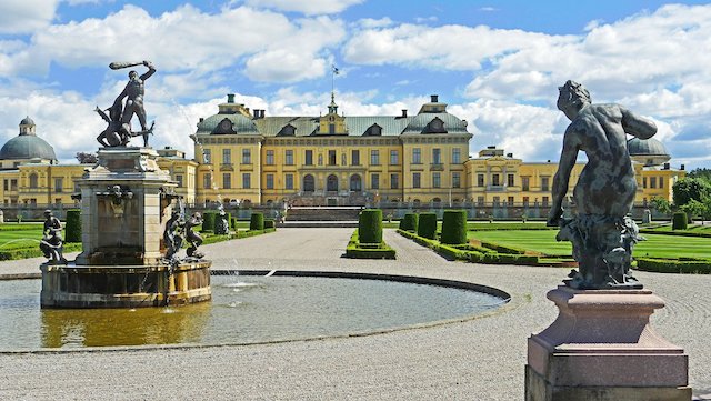 chateau drottningholm suede